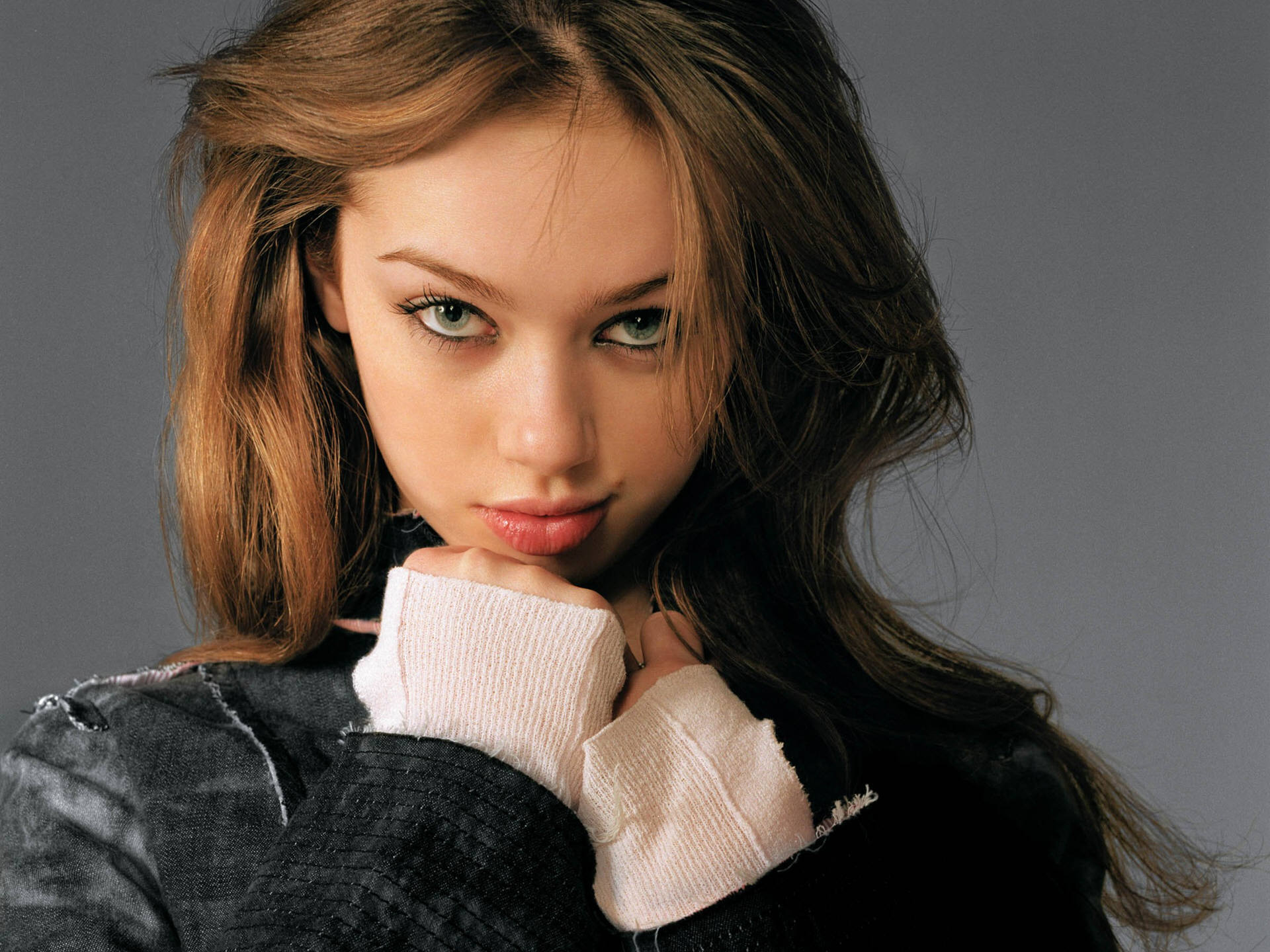 Skye_Sweetnam_Closeup_Face_Cute_lips_284.jpg