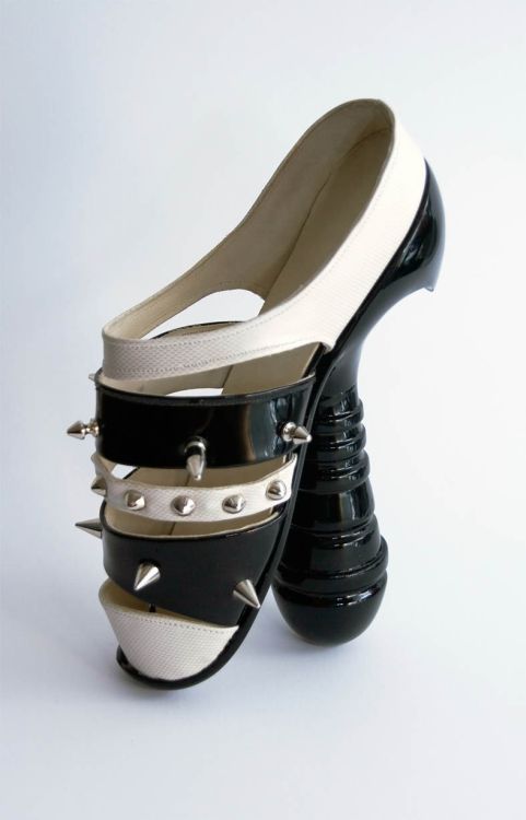 shoe2.jpg