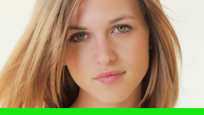 Kasey Chase.jpg
