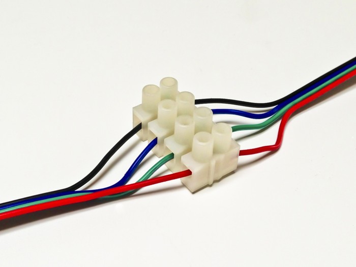 LED_strip_light_screw_terminal_4_wire__86537.1370322478.jpg