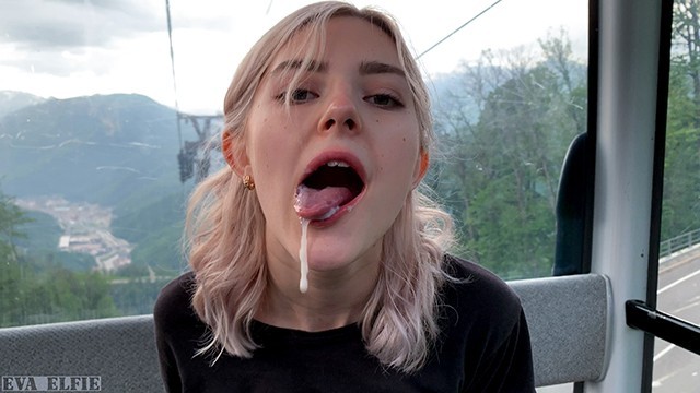 Eva_Elfie___.jpg
