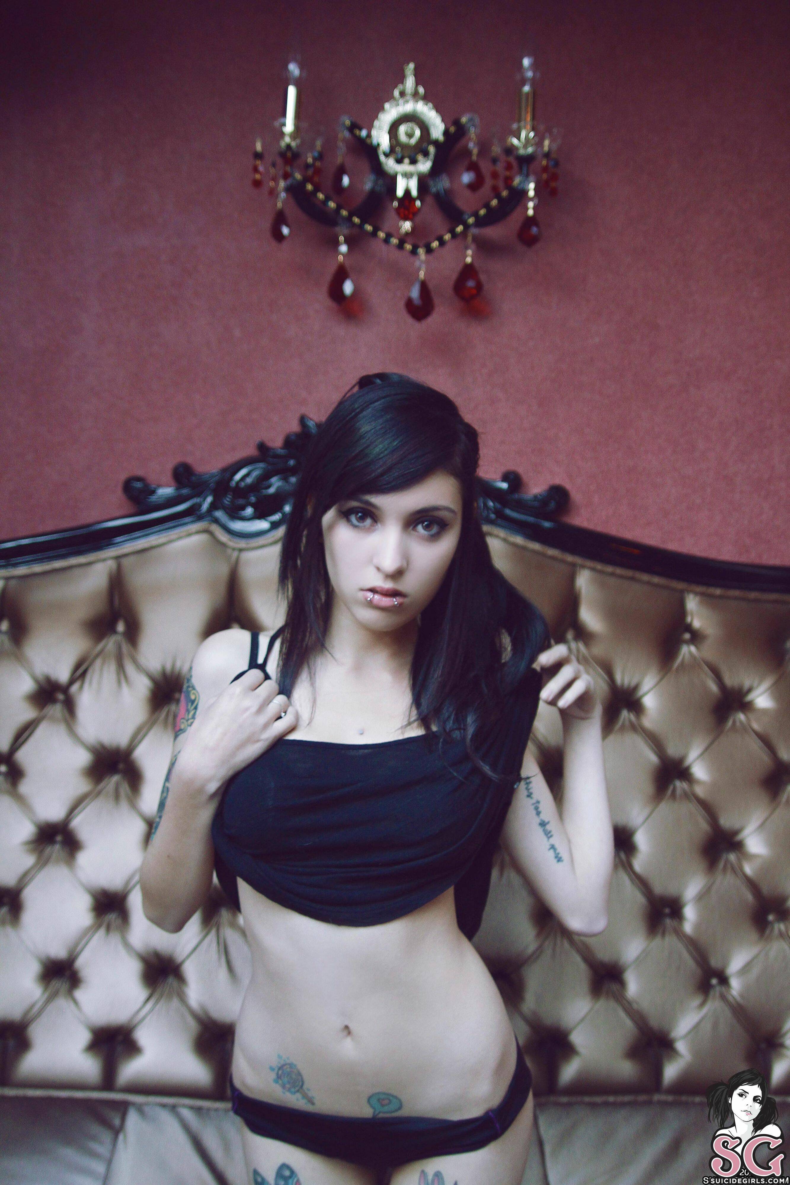 c62a1c898ad2c1aa926f2b02770b0ca0-min.jpg