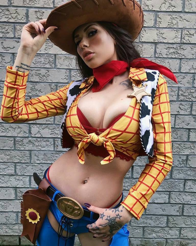 17. GB Woody Cosplay.jpg