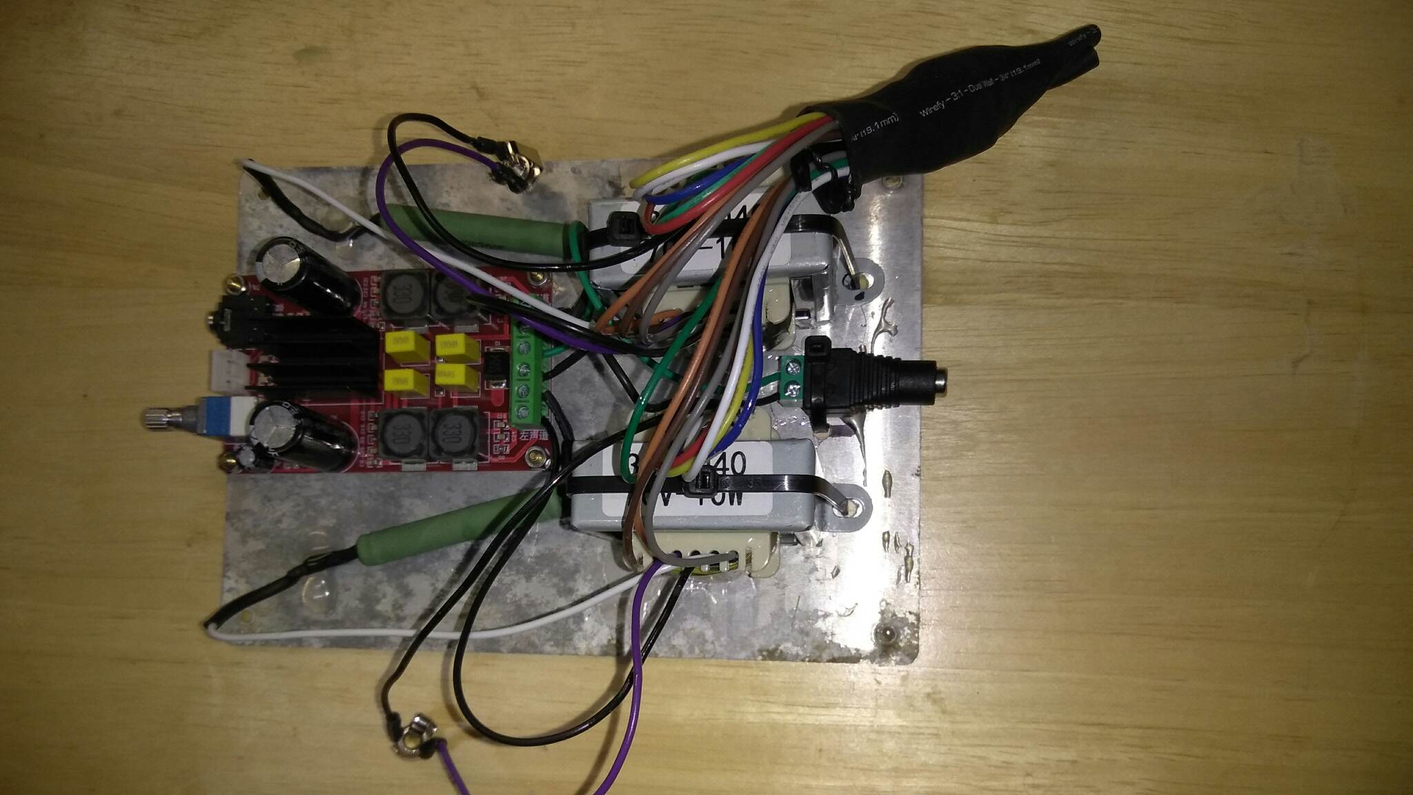 Ebox1.jpg