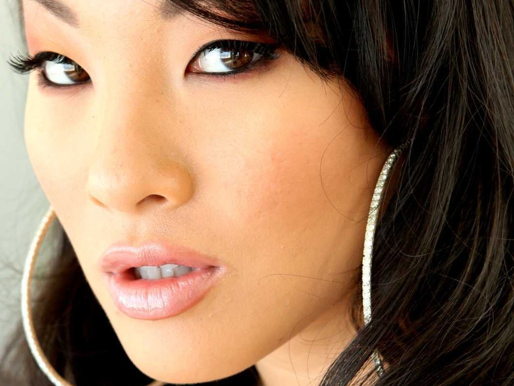 Face 533 Asa Akira Wallpaper__yvt2.jpg